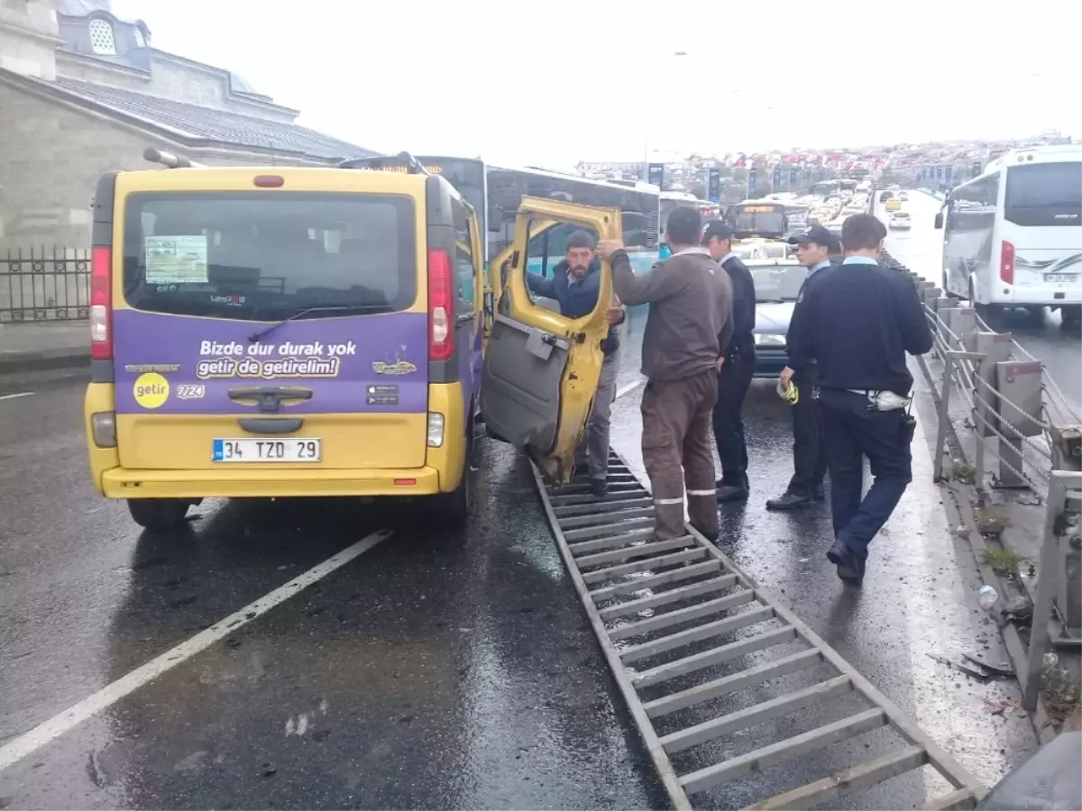 Unkapanı Köprüsü Girişinde Kaza: 1 Yaralı