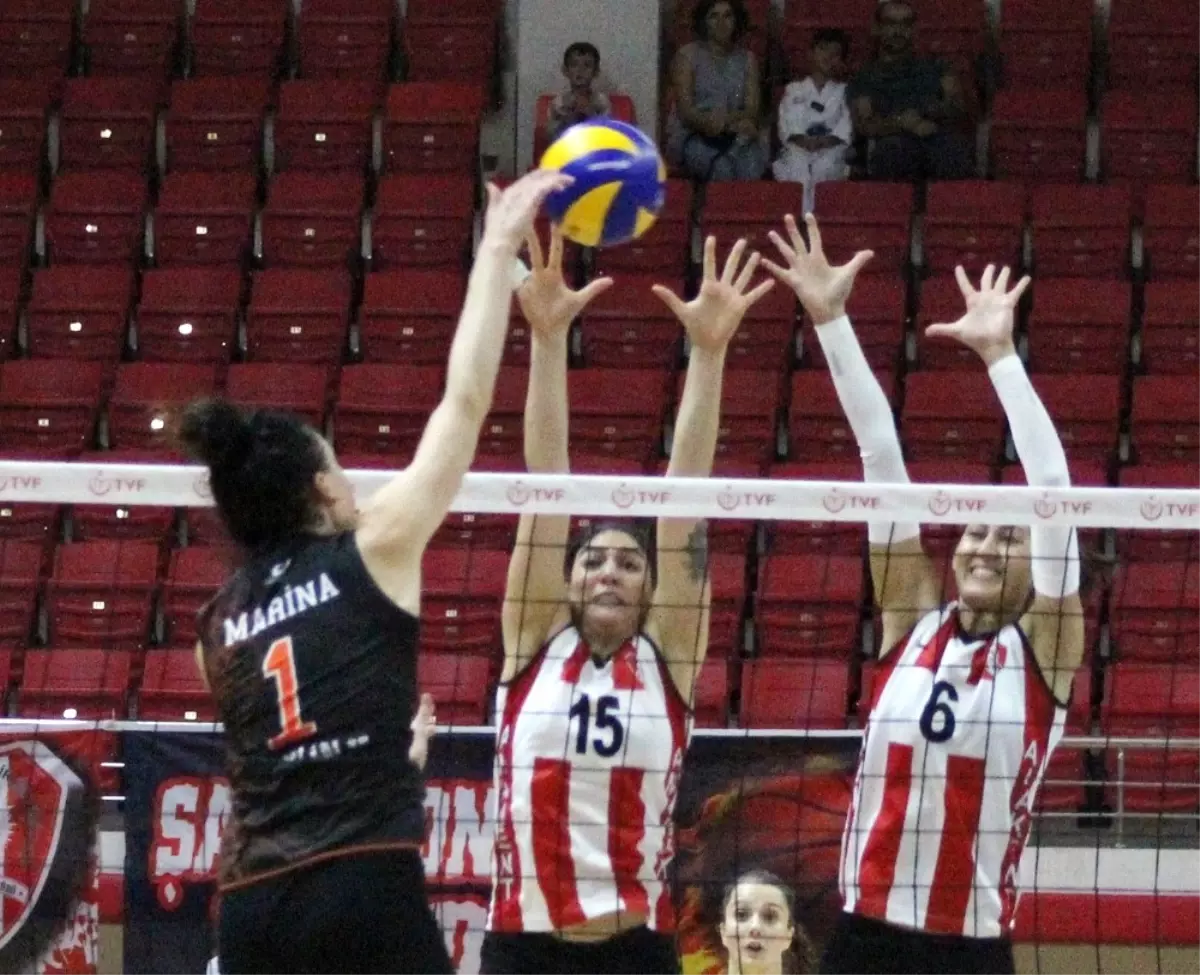 Voleybol Kadınlar 1. Ligi: Samsun Bşb Anakentspor: 2 - Karayolları: 3