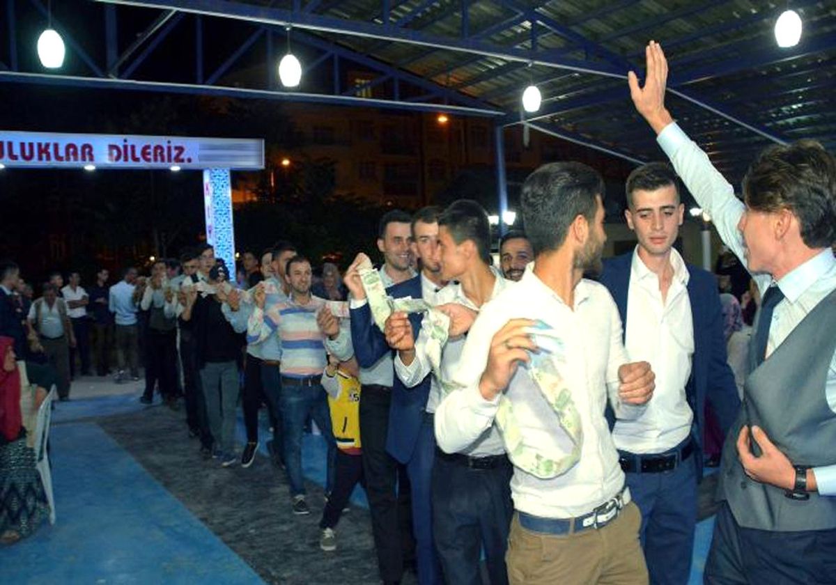 40 Metrelik Düğün Takısı