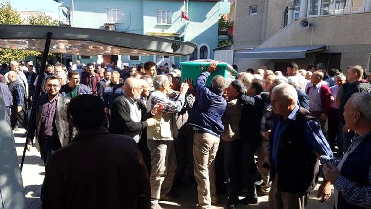 Baltayla Eşini Öldüren Koca Adliyede (2)