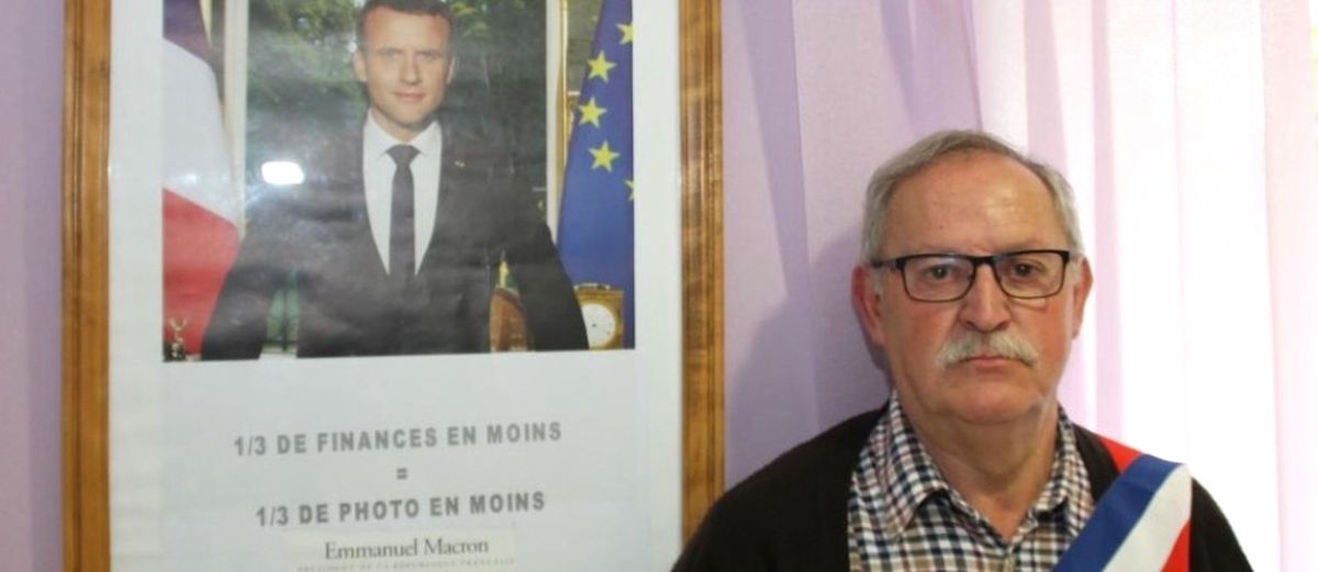 Macron\'un Portresini Kestiler