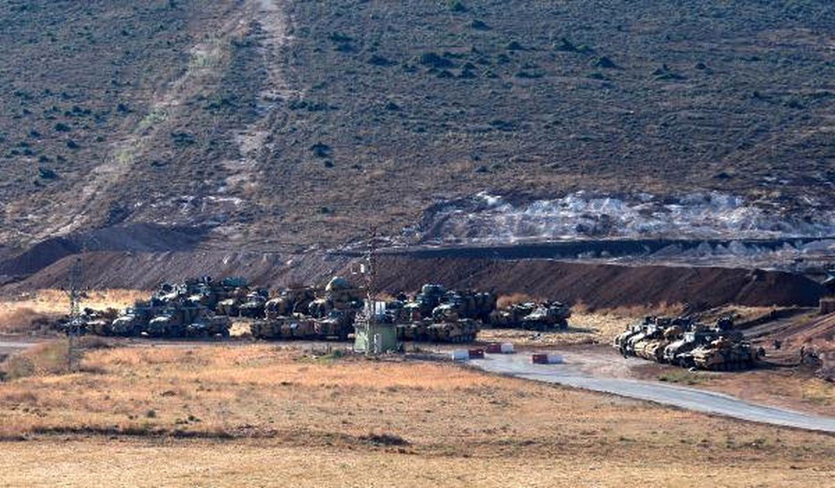 Türk Askeri, Sınırı Geçti