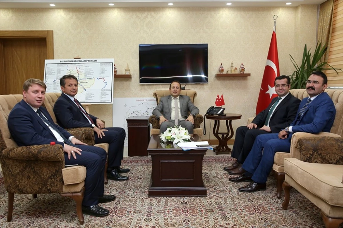 Vali Pehlivan, Trabzon ile Gümüşhane\'den Ziyaretçilerini Ağırladı