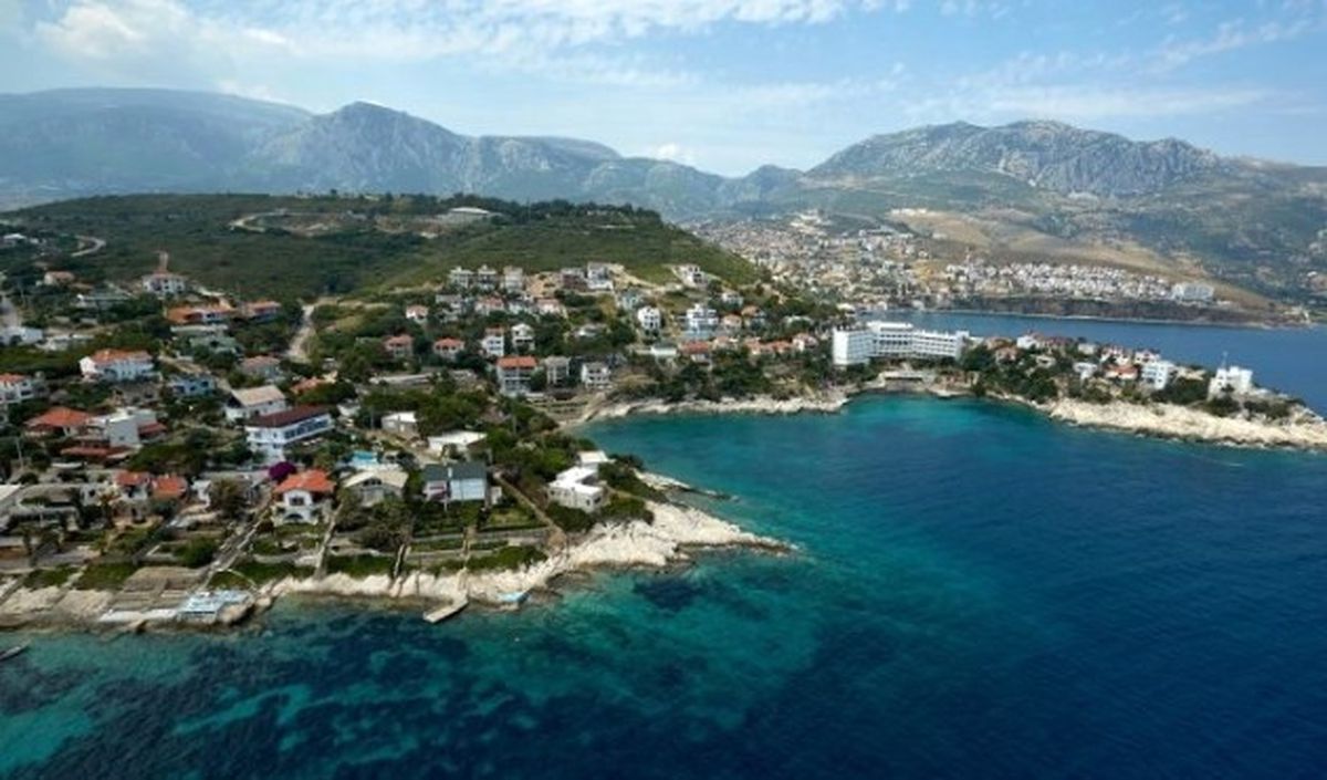9 Bin Nüfuslu Karaburun Emlakta \'Viraj\'ı Döndü