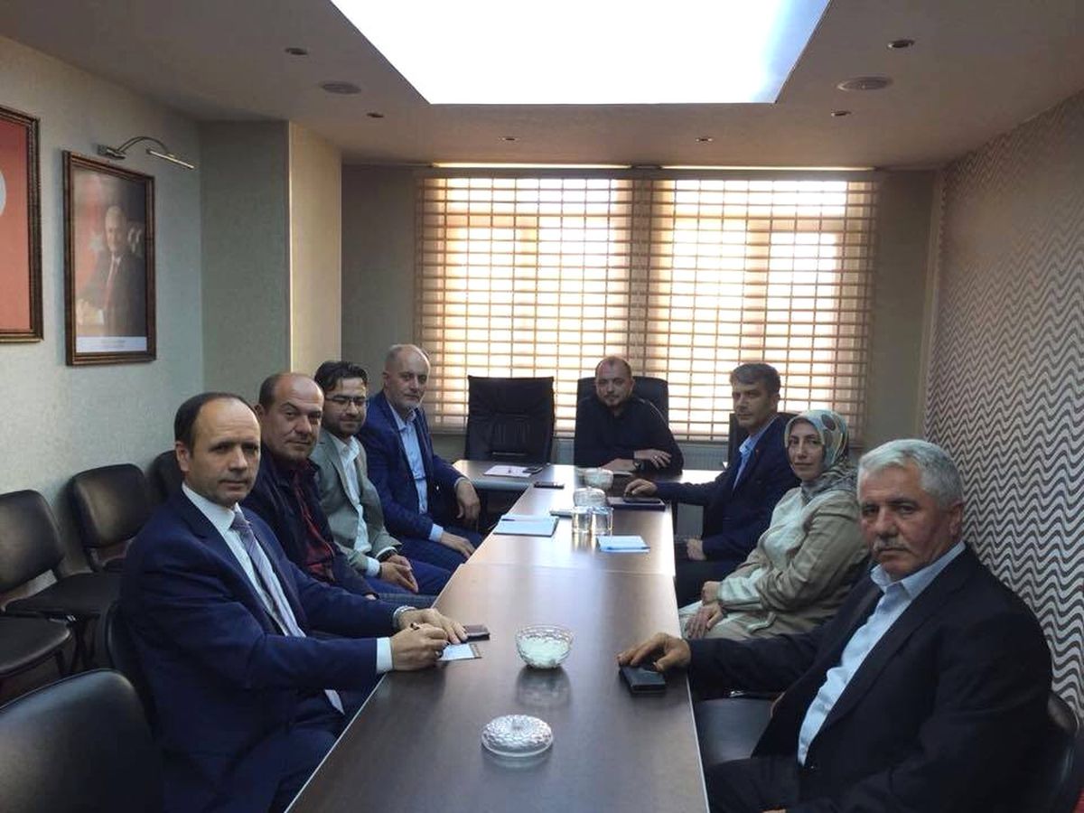 AK Parti Bilecik İl Başkanı Karabıyık, İlçe Başkanlarıyla Bir Araya Geldi