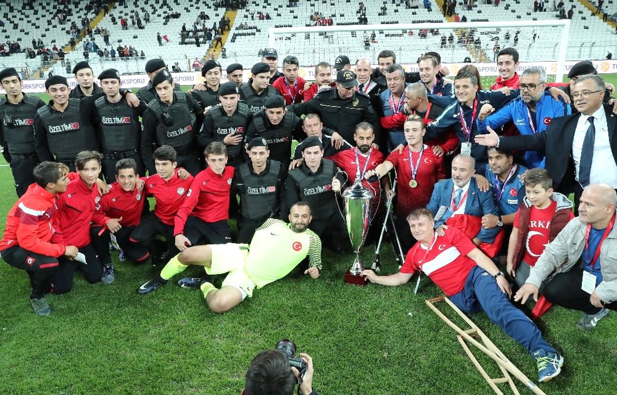 Ampute Avrupa Şampiyonu Olan Takımımız Gönülleri Fethetti.