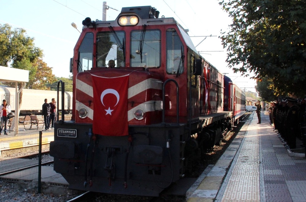 Atatürk\'ün Manisa\'ya Gelişinin 92. Yılı Kutlandı