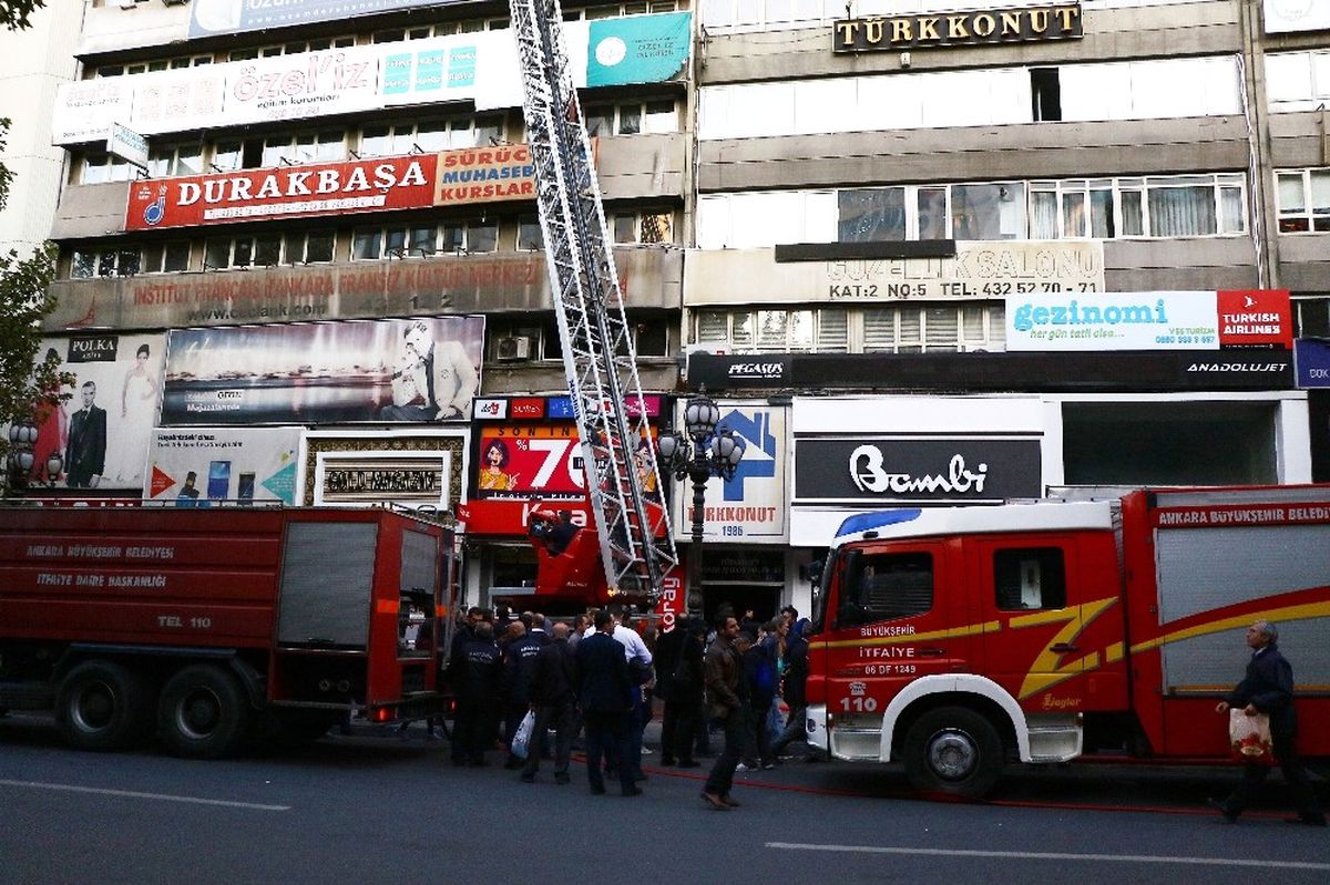 Başkent\'te Korkutan Yangın