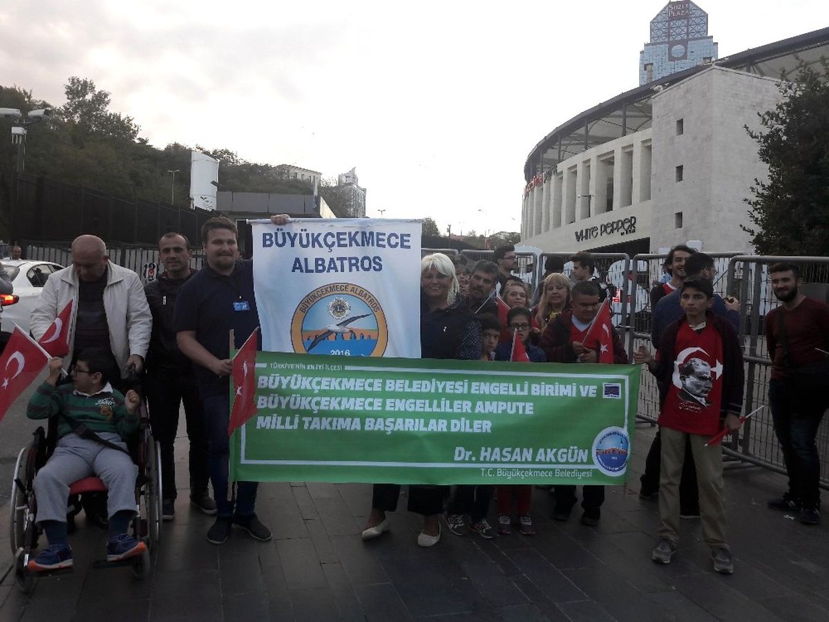 Büyükçekmeceli Engelliler Tarihe Tanıklık Etti