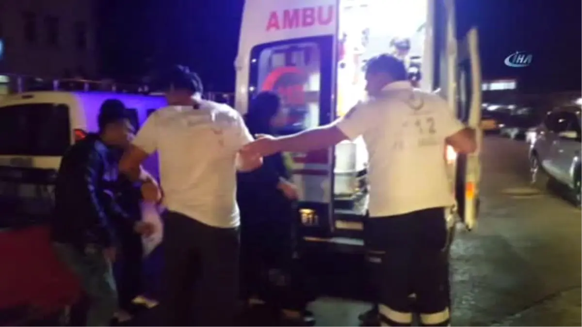 Düğünde Bıçaklı Kavga...yaralanan 2 Kişi Hastane Yerine Karakola Gitti