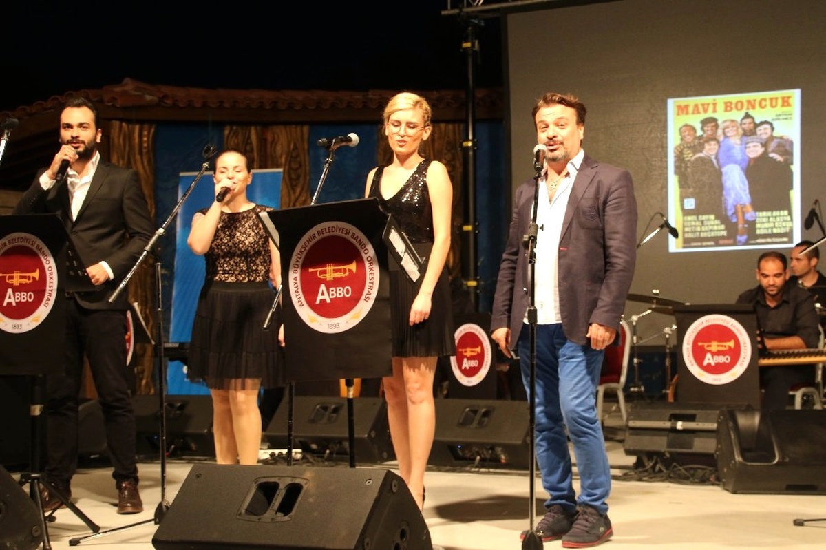 Film Müzikleri Üniversitelileri Coşturdu