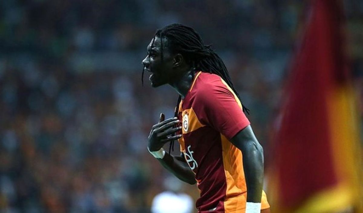 Gomis\'e Hakarete Hapis İstemi