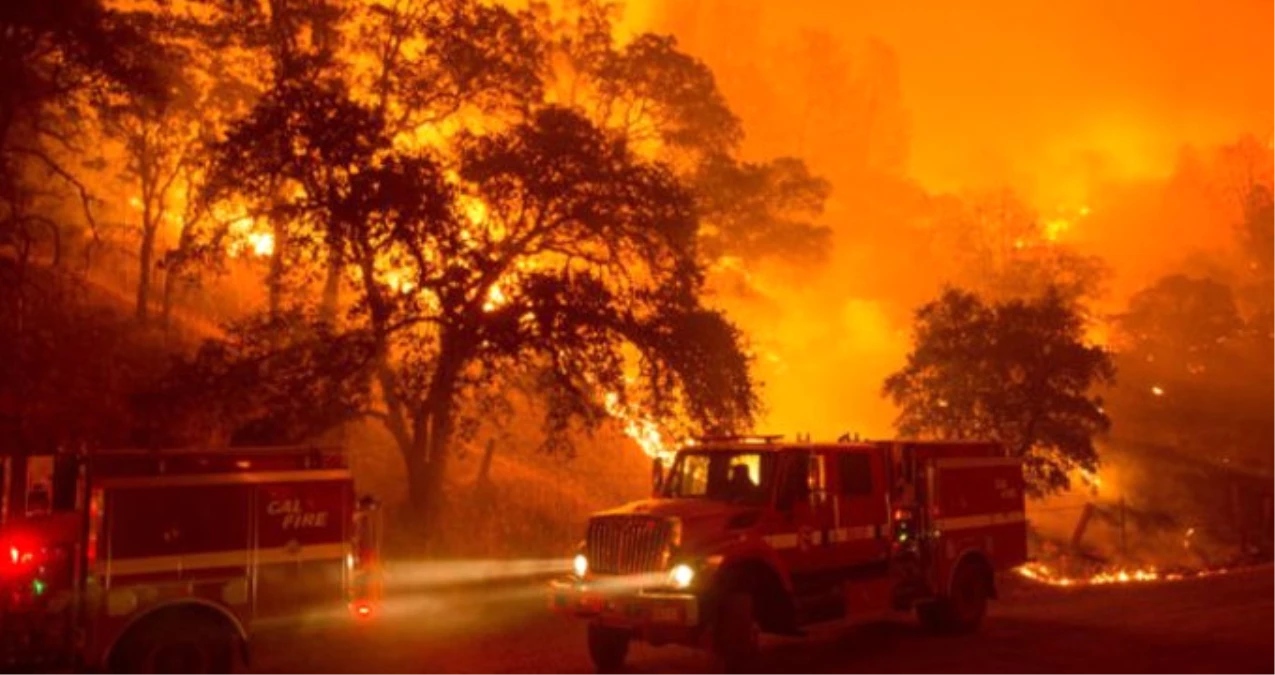 Kaliforniya\'da Büyük Yangın! 15 Kişi Hayatını Kaybetti, Acil Durum İlan Edildi