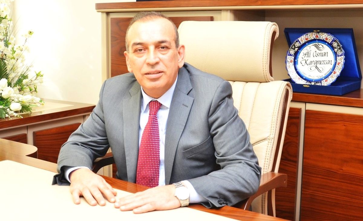 Karamercan\'dan Akyürek\'e Kutlama