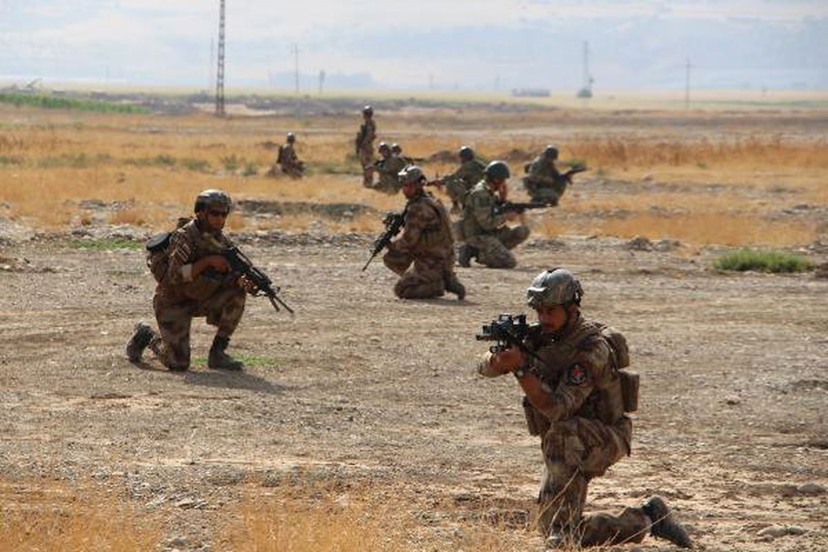 Tatbikatta Askerler Senaryo Gereği \'Kritik Tesisleri\' Ele Geçirdi