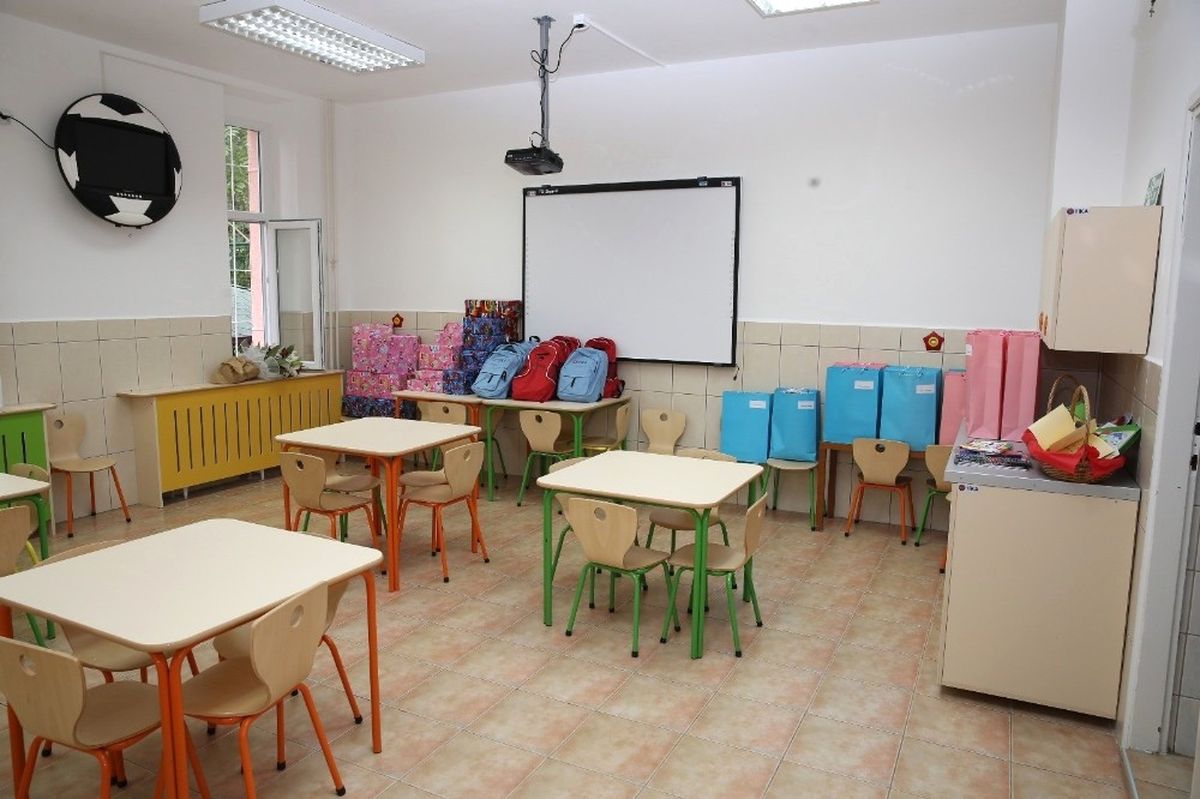 Tika Sırbistan\'da Çocuk Yurdunu Yeniledi