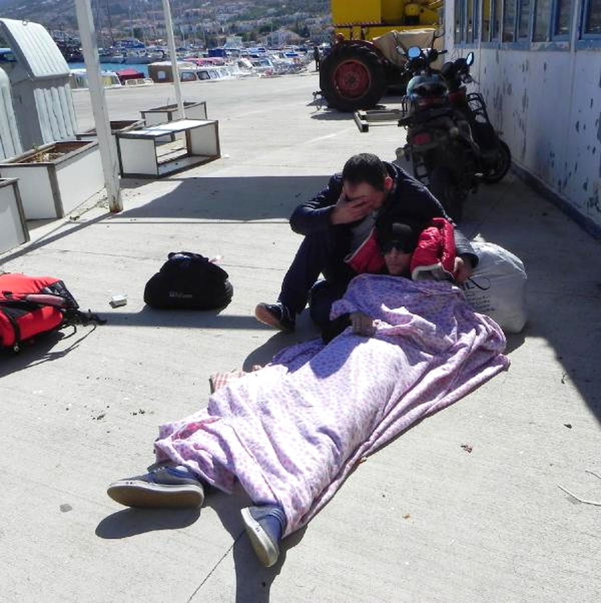 Yelkenlide 65 Kaçak ve 1 Organizatör Yakalandı