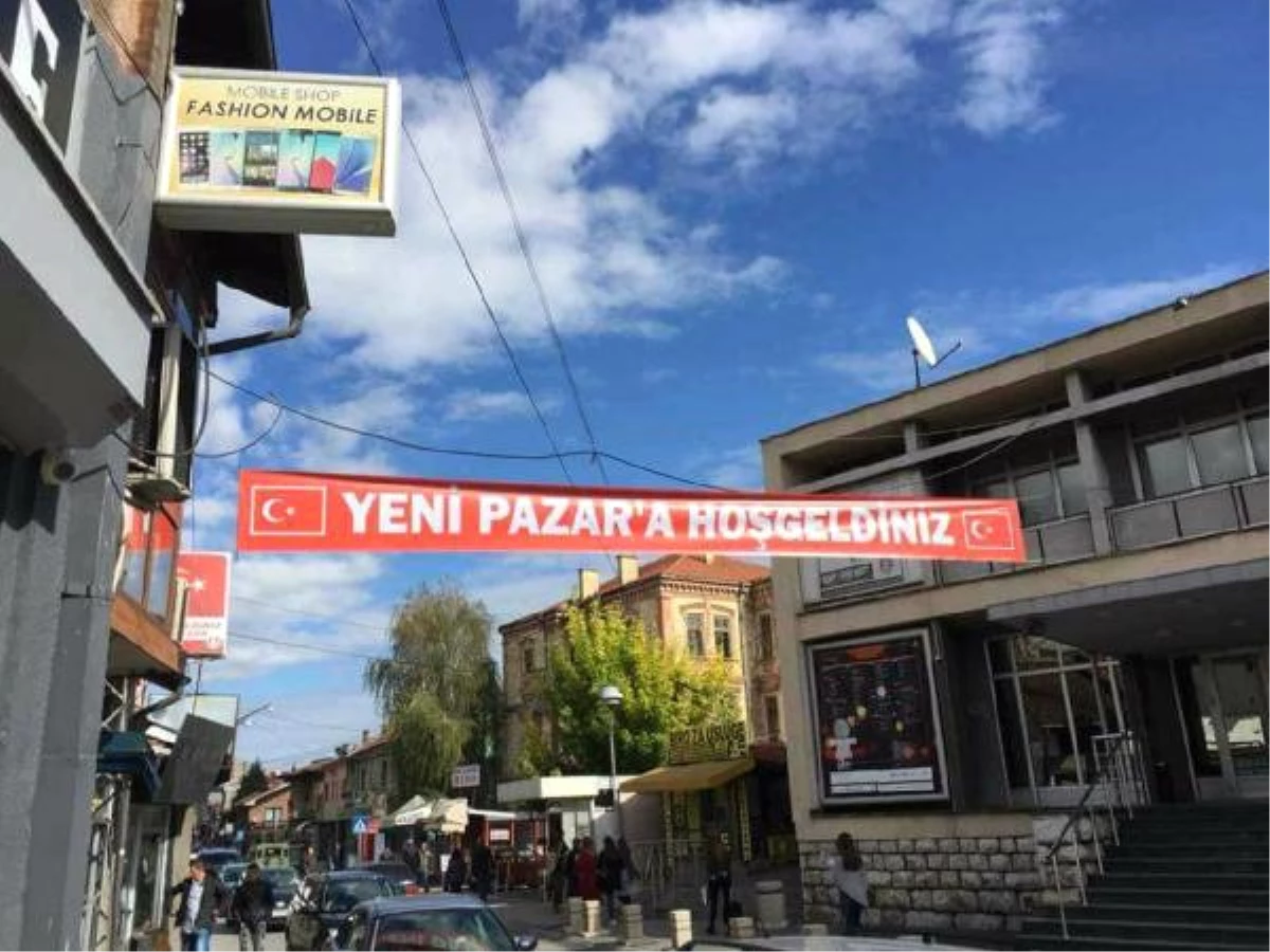 Yeni Pazarlılar Cumhurbaşkanı Erdoğan Afişleriyle Sokakları Donattılar