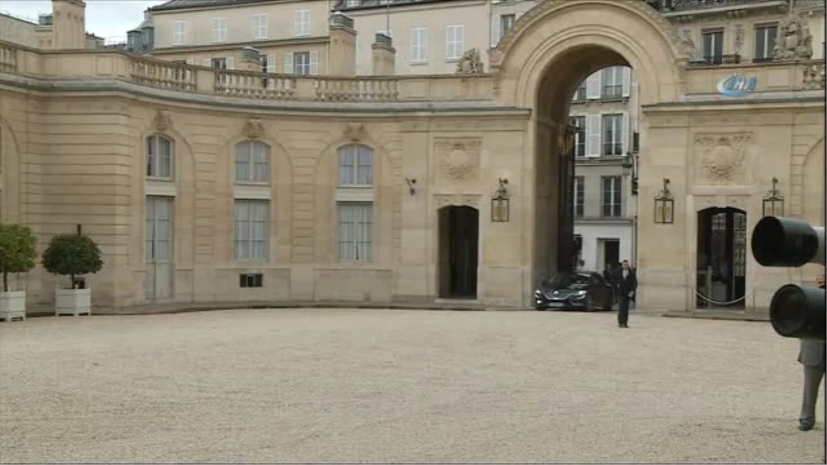 ABD Konseyi Başkanı Tusk, Fransa Cumhurbaşkanı Macron\'la Görüştü