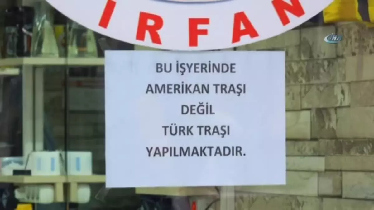 Amerika\'nın Vize Yasağına "Amerikan Tıraşı" Protestosu