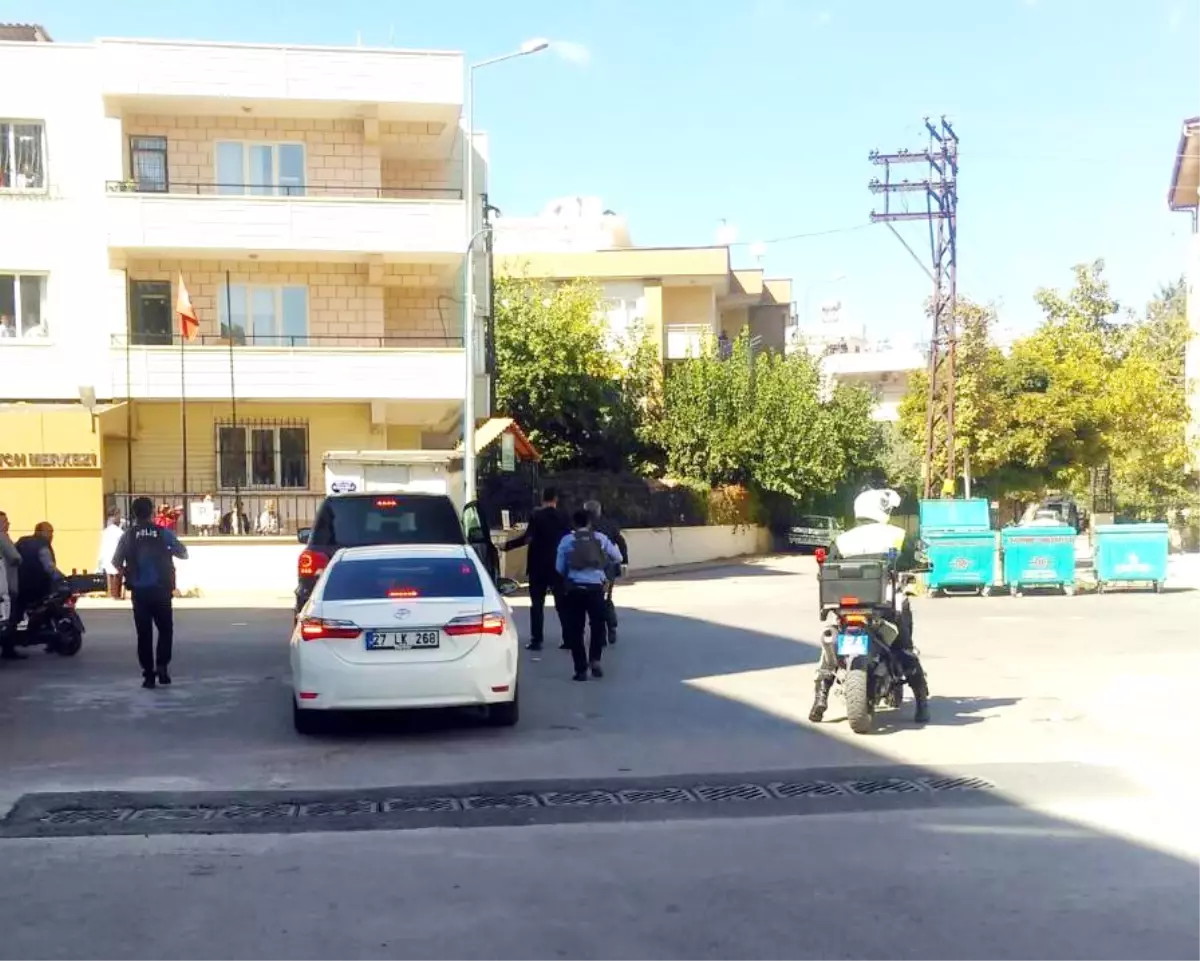 Gaziantep\'te Çatışma Anı Cep Telefonu Kamerasında