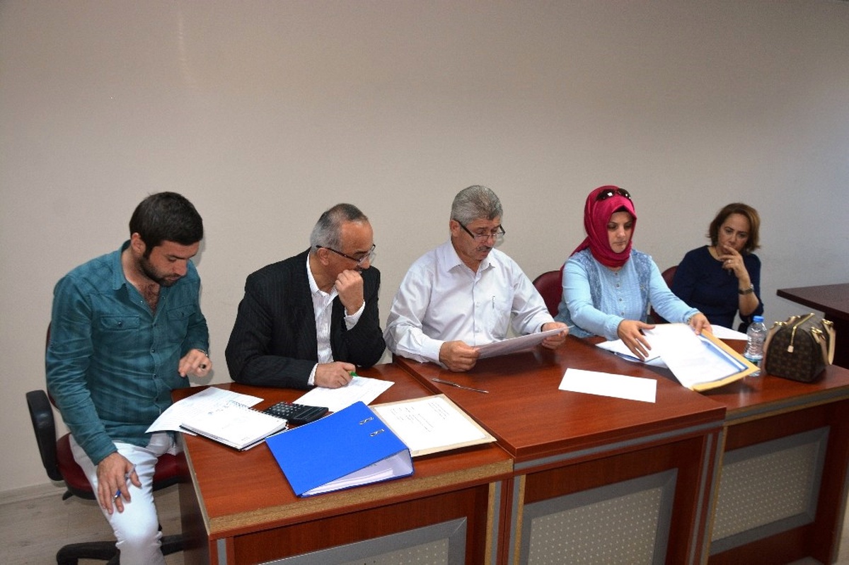 İzmit\'te Mahallere Spor Sahası Yapılacak