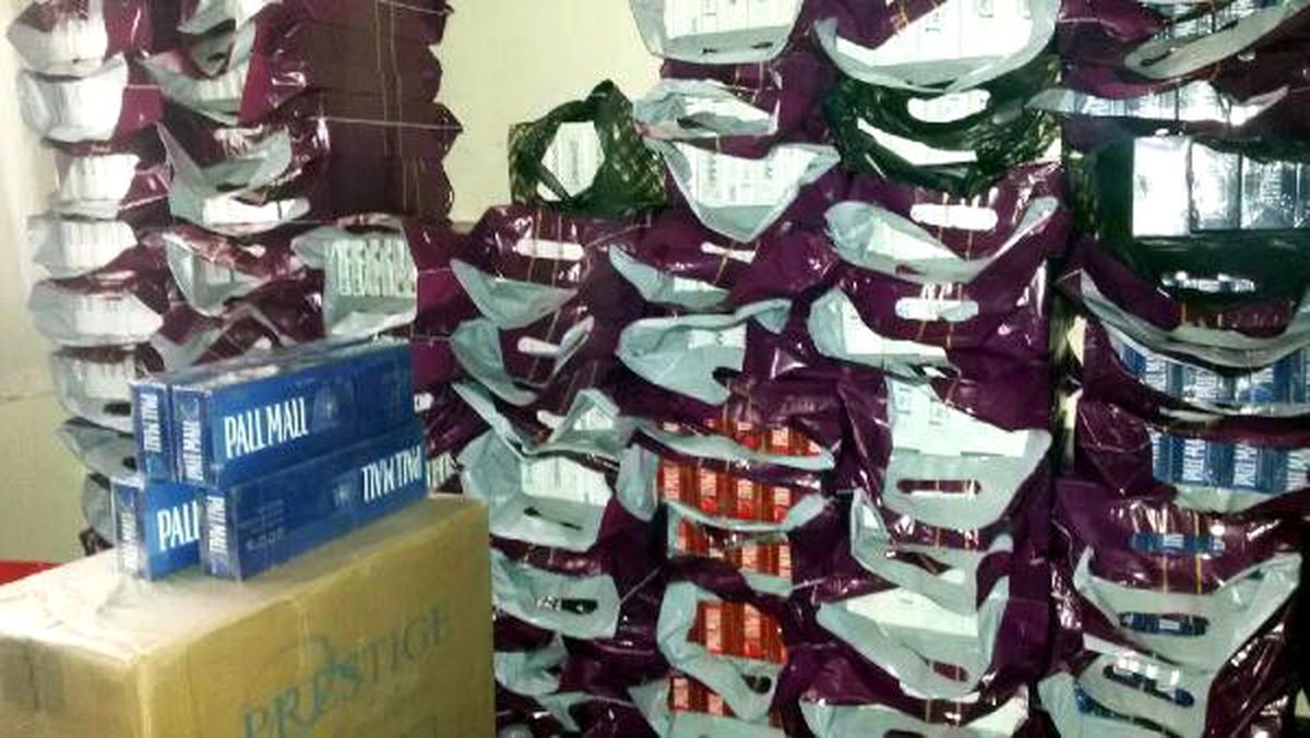 Kayseri\'de 7 Bin 300 Paket Kaçak Sigara Ele Geçirildi