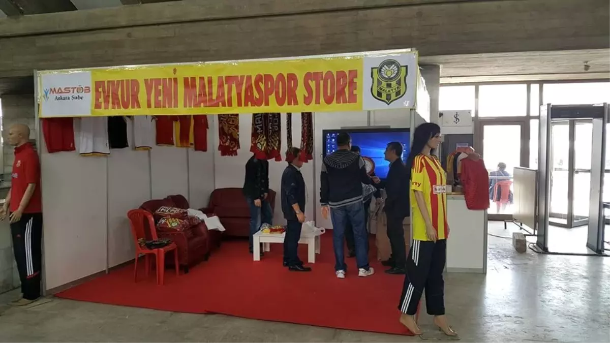 Malatya Tanıtım Günleri\'nde Evkur Yeni Malatyaspor Standı