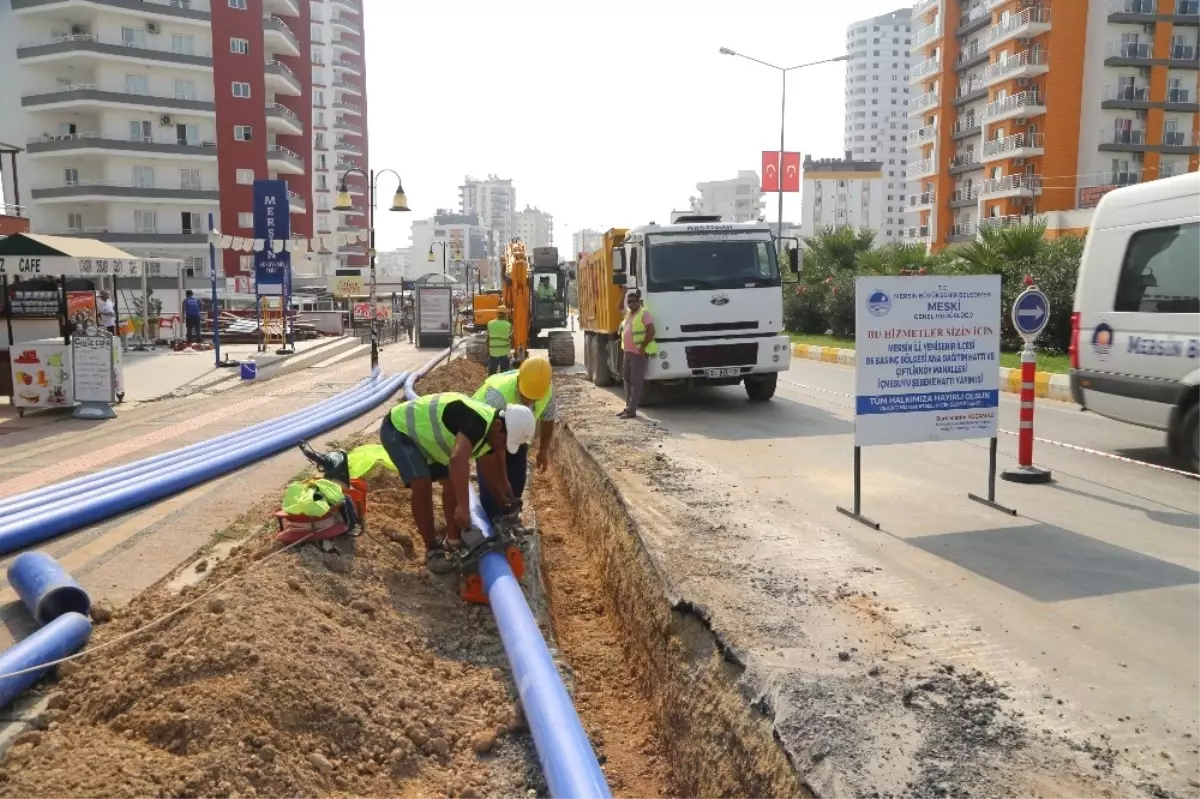 Mersin\'de İçmesuyu Şebeke Yenileme Çalışmaları Sürüyor