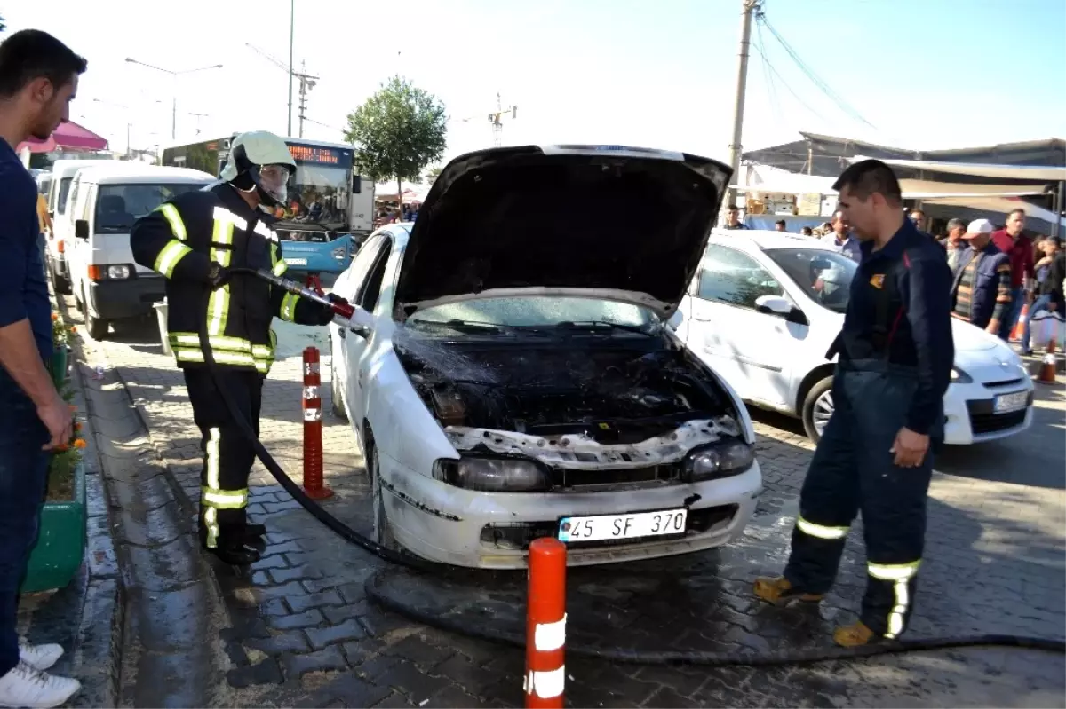 Seyir Halindeki Otomobil Alev Aldı