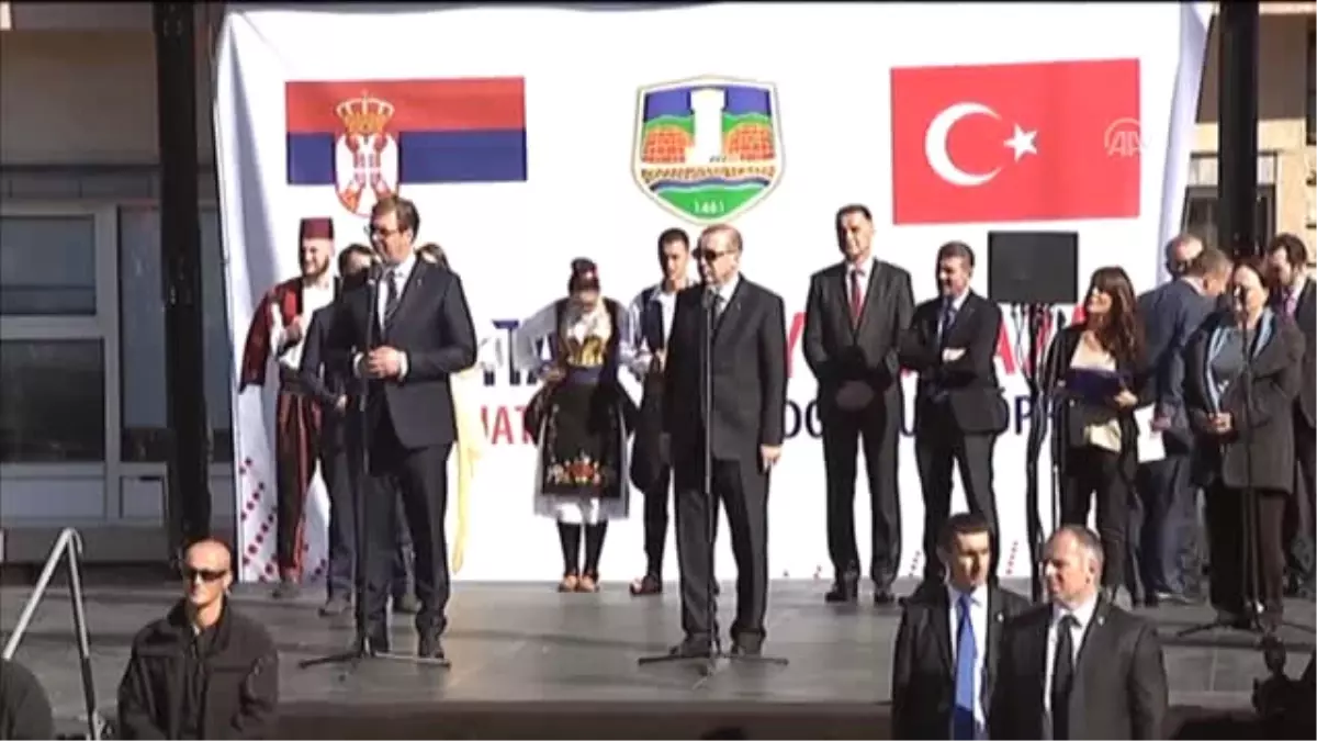 Sırbistan Cumhurbaşkanı Vucic, Cumhurbaşkanı Erdoğan\'la Birlikte Halka Hitap Etti - Novi