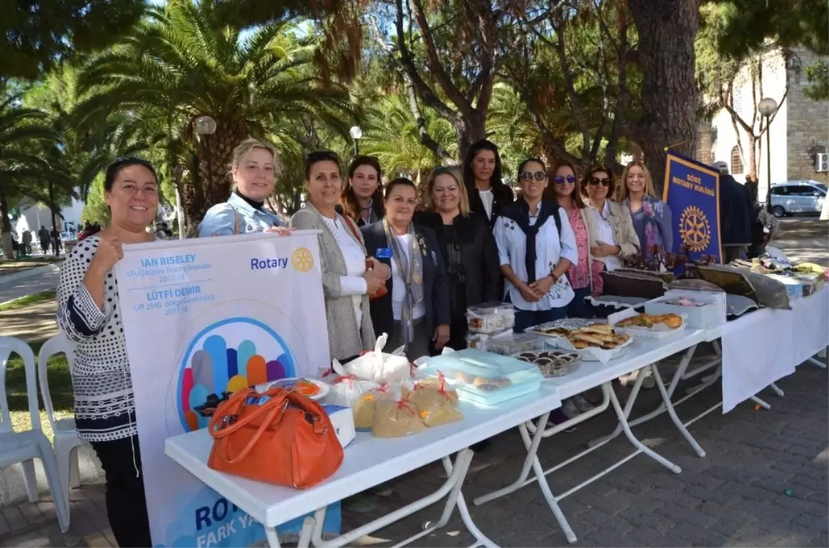 Söke Rotary\'den Hastane Yararına Kermes