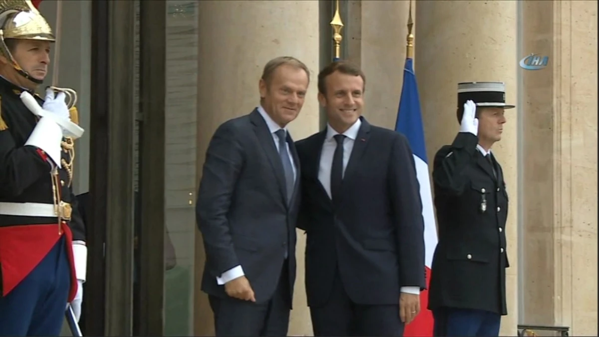 Tusk, Fransa Cumhurbaşkanı Macron\'la Görüştü