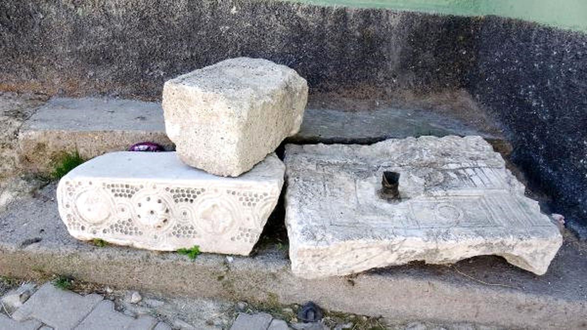 Afyonkarahisar\'da 3 Bin 200 Yıllık Yazıt Şaşkınlığı