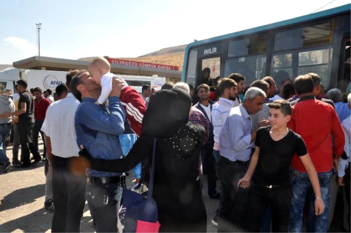 Bayram İçin Giden Suriyeliler\'den 90 Bini Döndü