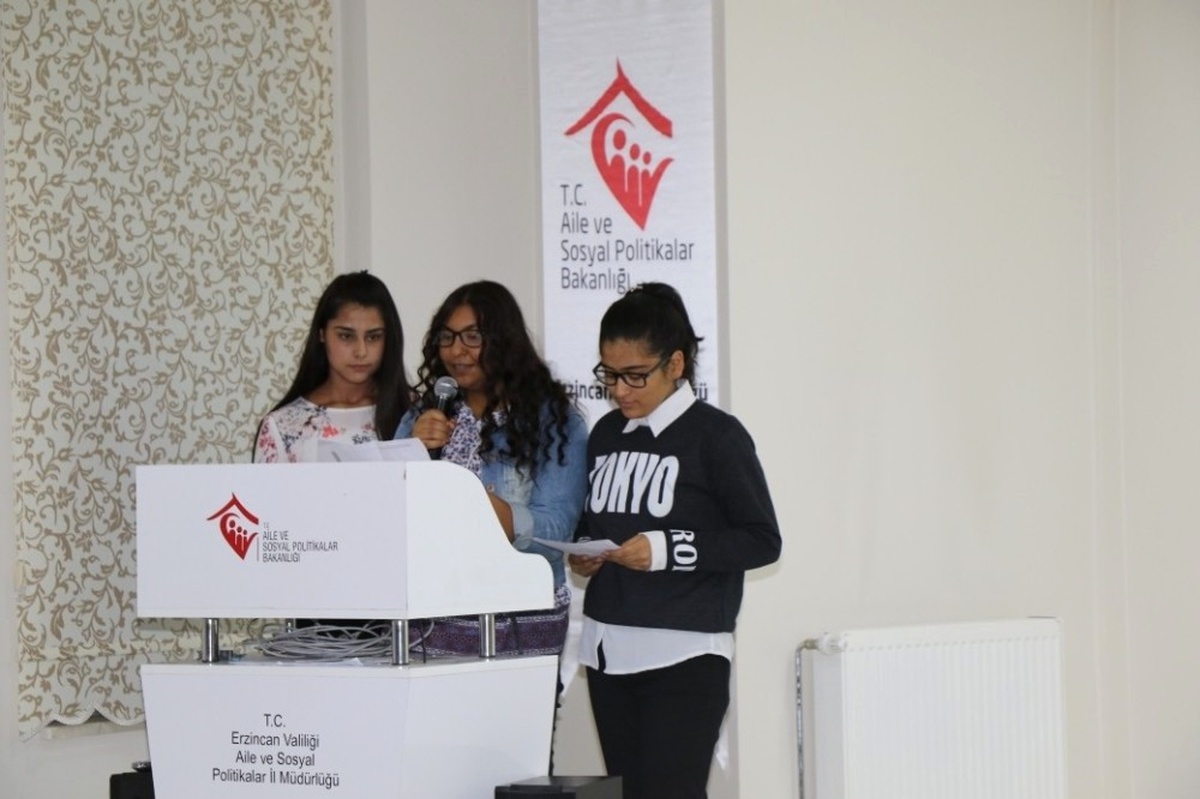 Erzincan\'da Dünya Kız Çocukları Günü Etkinliği Düzenlendi