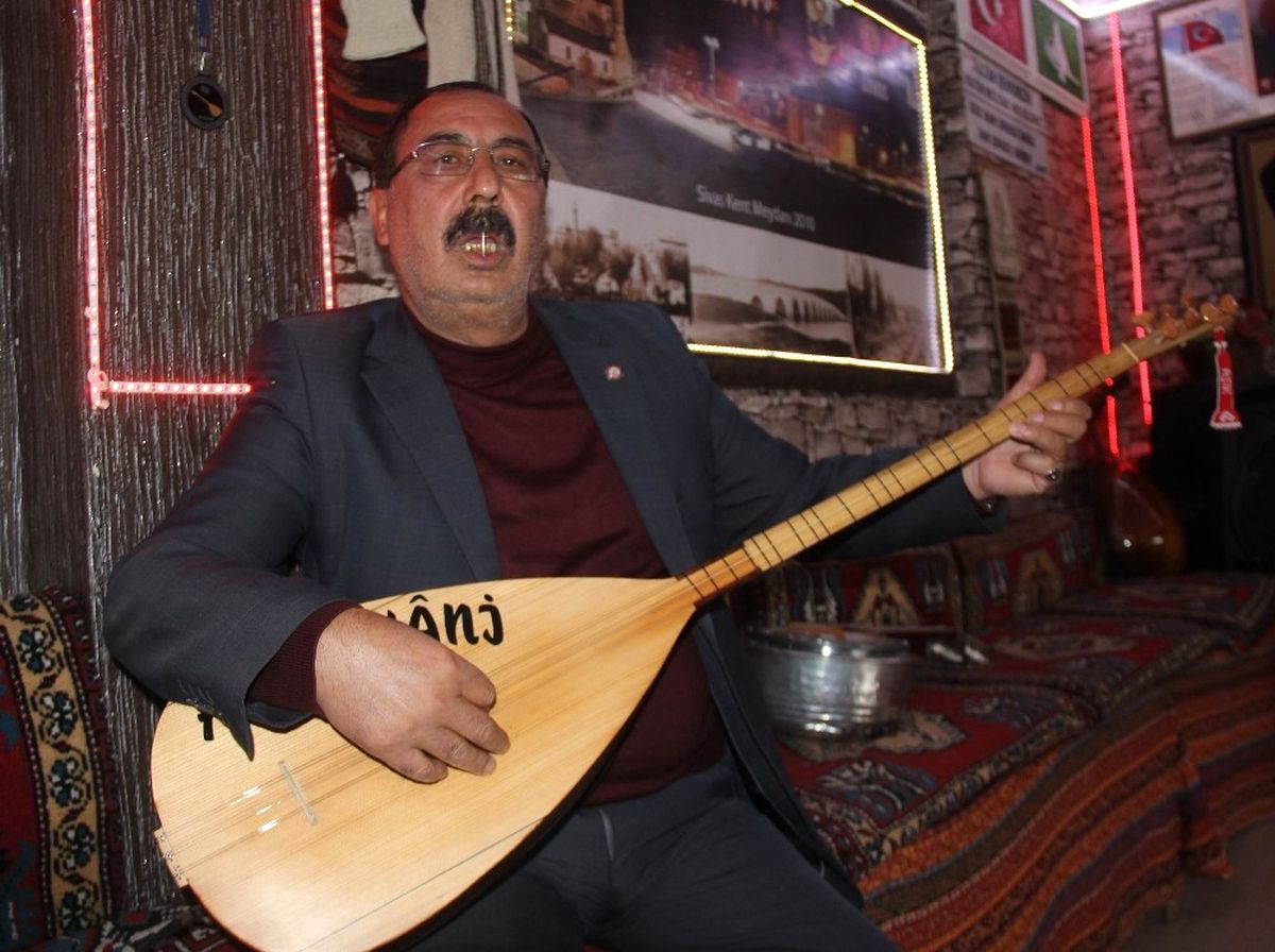 İğneli Aşık Geleneği Asırlardır Devam Ediyor