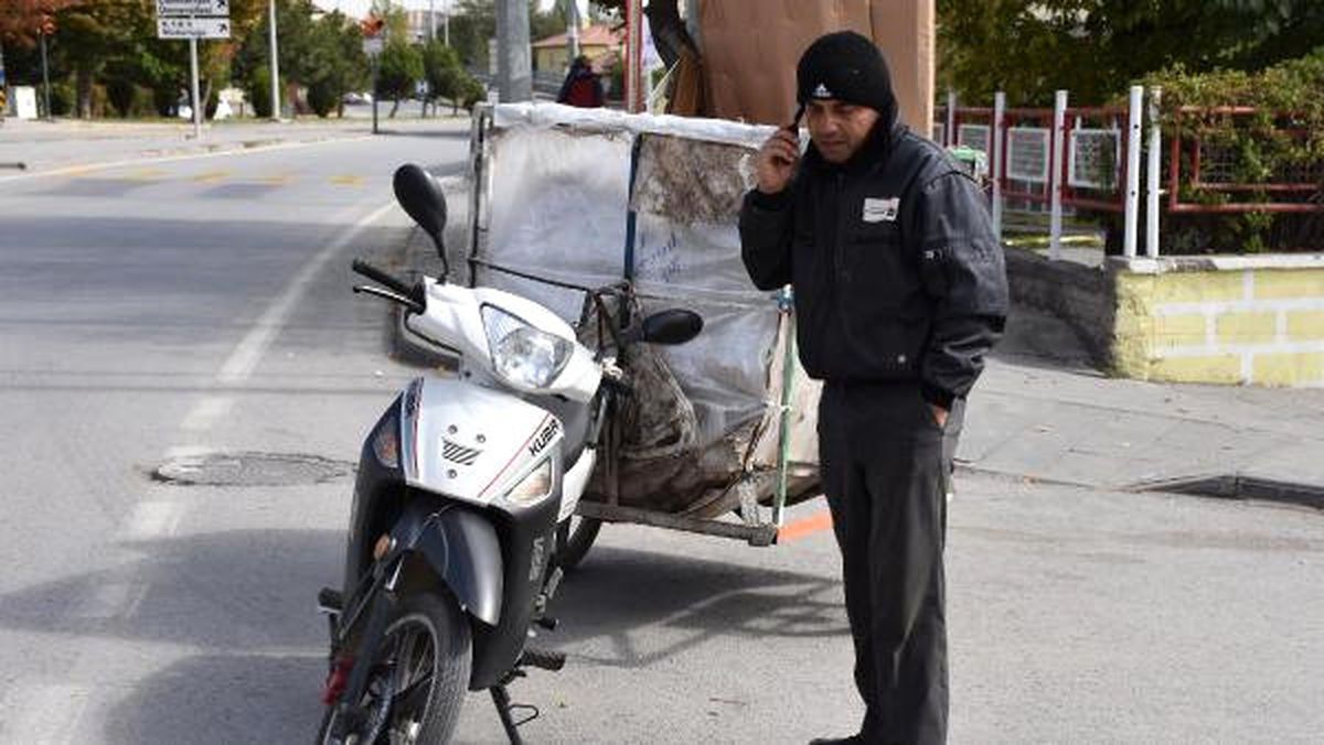 Kağıt Toplayan Motosikletliye 2 Ayda, 3 Bin 400 Lira Para Cezası