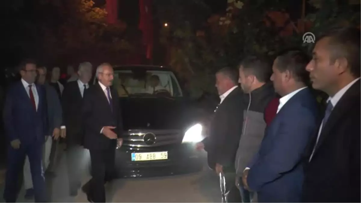 Kılıçdaroğlu, Şehit Jandarma Uzman Çavuş Arıkan\'ın Ailesine Taziye Ziyaretinde Bulundu