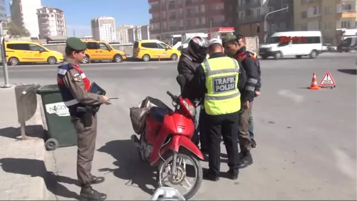 Niğde Polis ve Jandarmadan Motosiklet Uygulaması