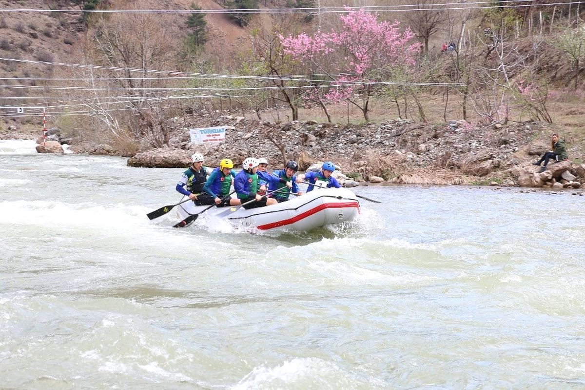 Rafting Severlerin Yeni Gözdesi Yahyalı Olacak