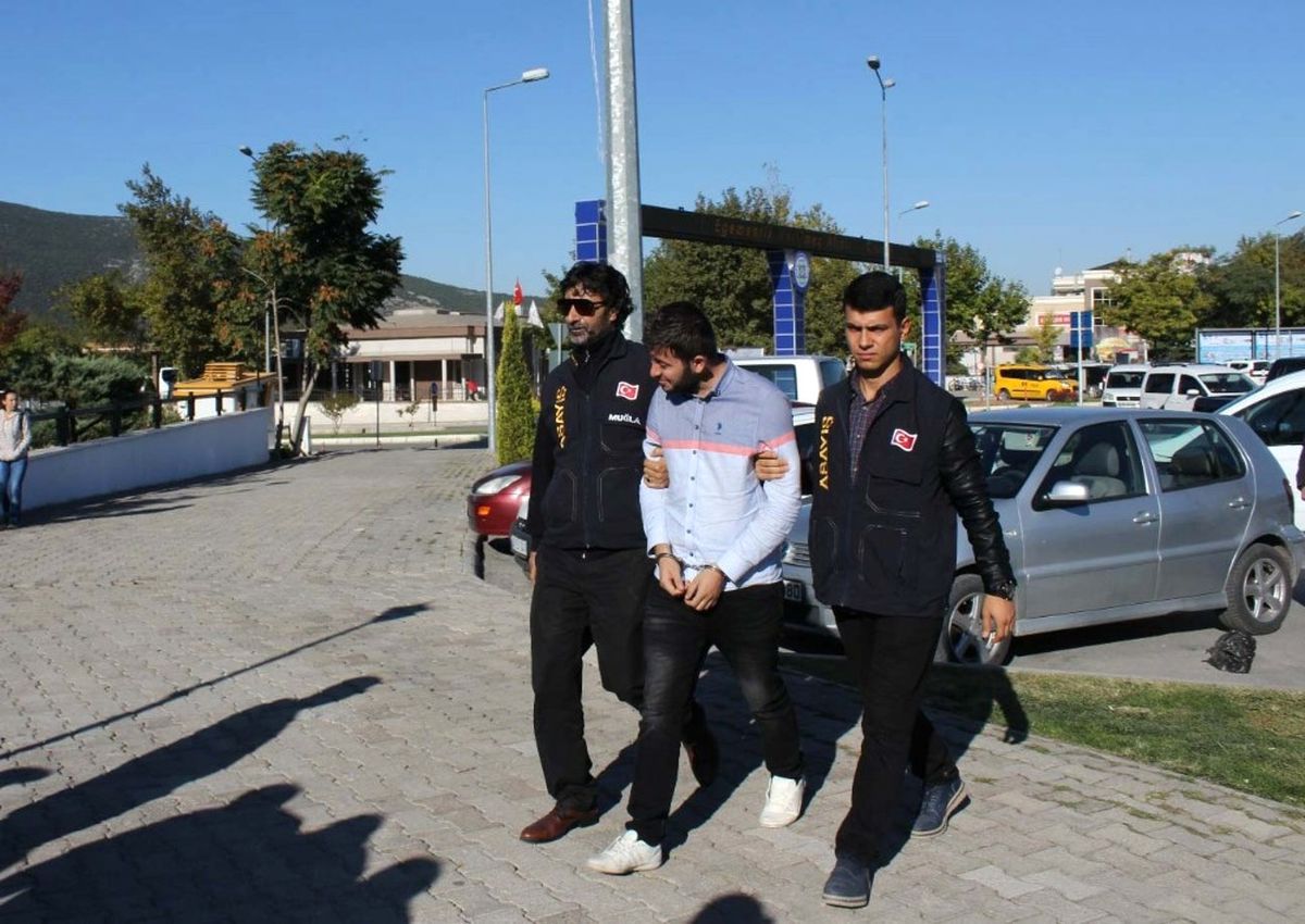 Yüzlerce Kişiyi Dolandıran Şebekenin Organizatörleri Yakalandı