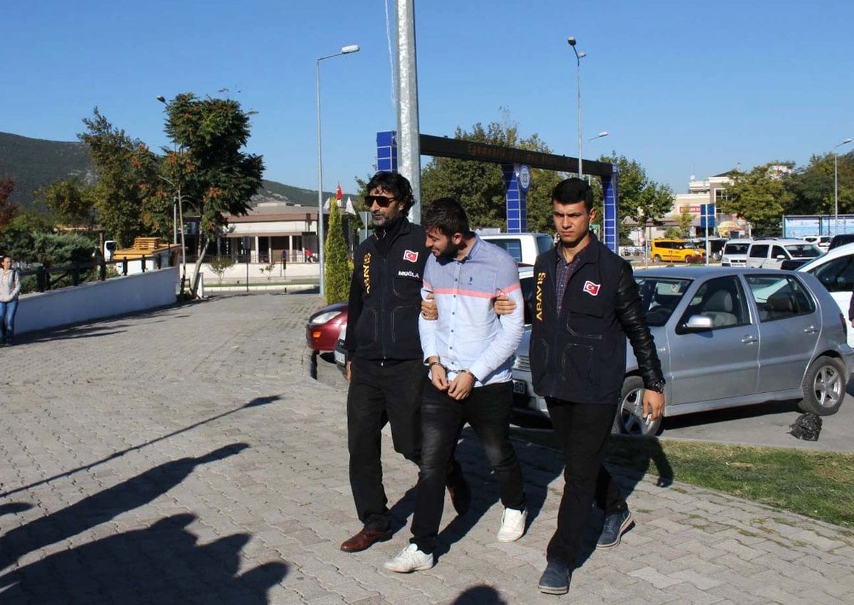 Yüzlerce Kişiyi Dolandıran Şebekenin Organizatörleri Yakalandı