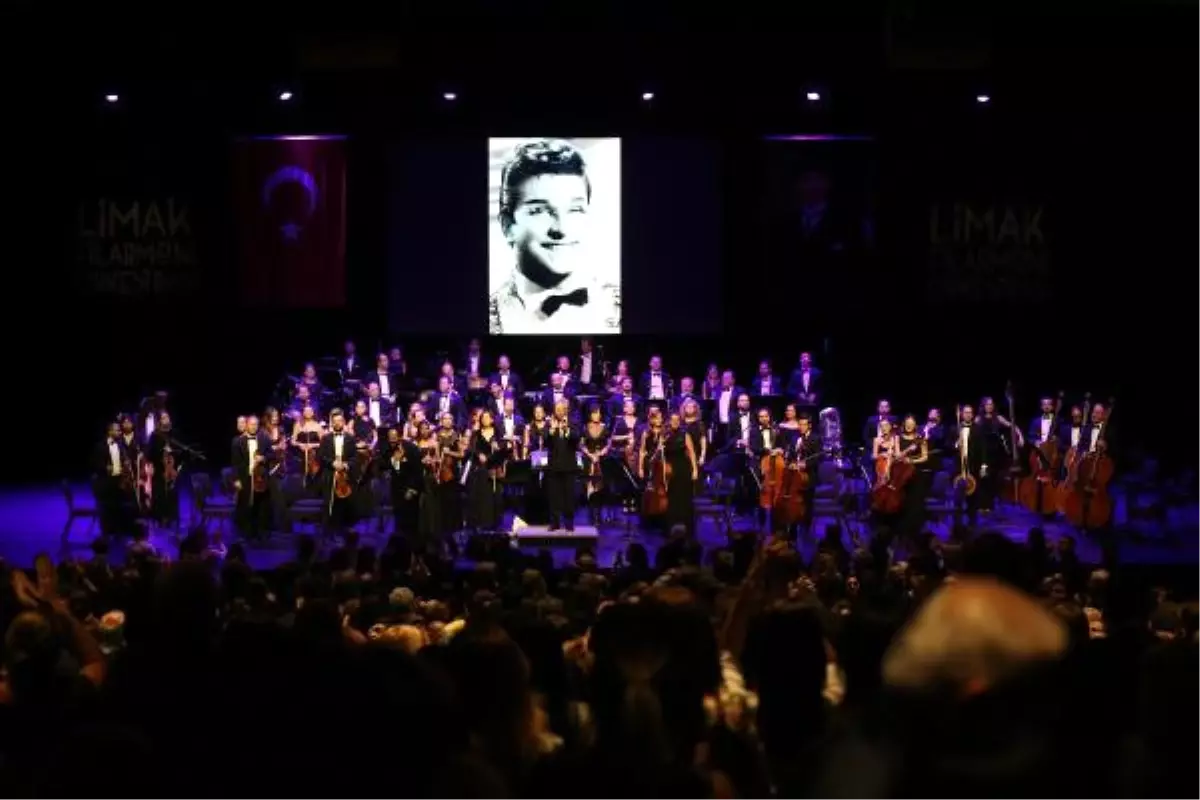 Zeki Müren Şarkıları Orkestra Yorumuyla Müzikseverlerle Buluştu