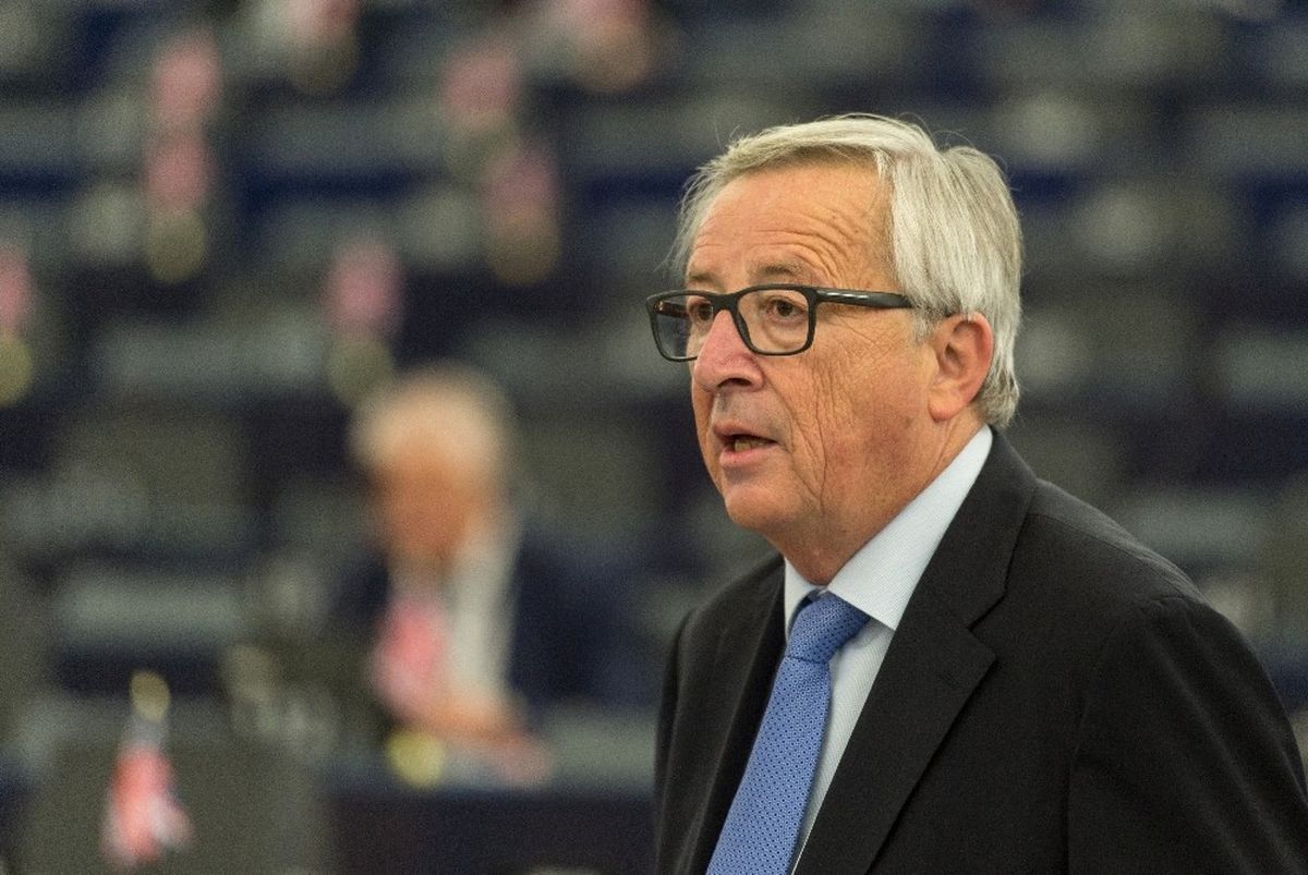 AB Komiyonu Başkanı Juncker: "İngiltere Borçlarını Ödemek Zorunda"