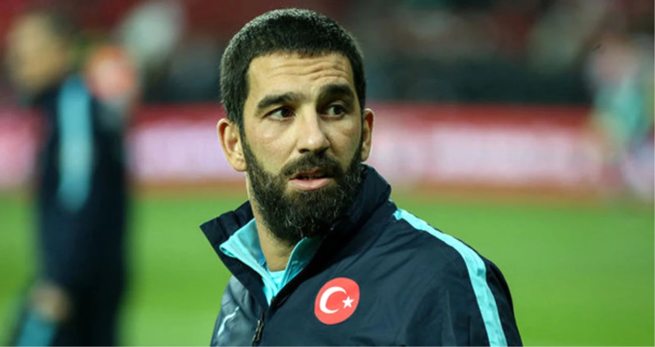 Arda Turan\'ın Galatasaray\'a Transferi, Yaptığı Selçuk İnan Paylaşımı Nedeniyle Yattı