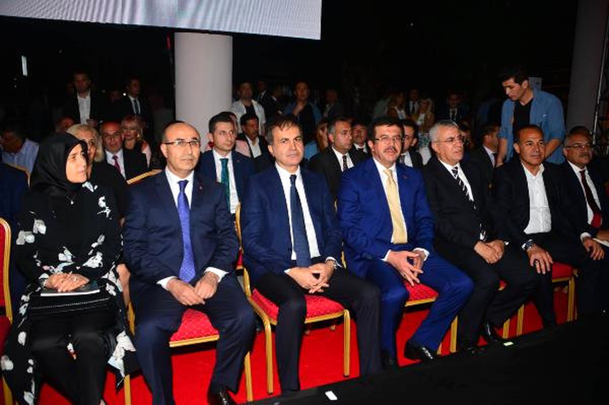 Bakan Zeybekci: Elektronik Ticaret Dalgası Her Şeyi Değiştirecek