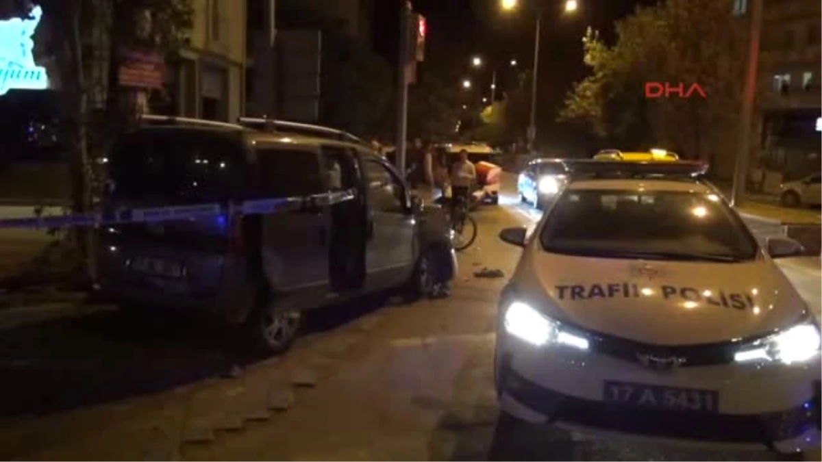 Çanakkale İki Hafif Ticari Araç Çarpıştı: 1 Ölü, 2 Yaralı