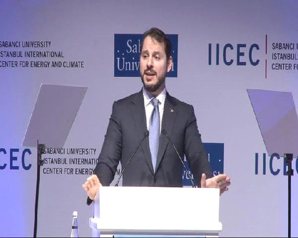 Enerji Bakanı Albayrak: Türkiye Kişi Başı Emisyonun En Düşük Olduğu Ülkelerden Bir Tanesi...