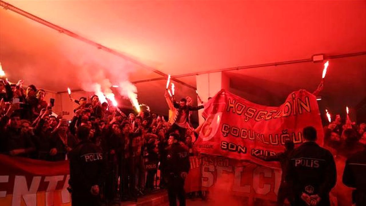 Galatasaray Kafilesi Konya\'da
